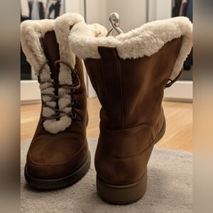 Boot, Combat style WEAREVER Brown and Cream Faux Fur Lined Boots Sz 9
